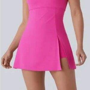 HALARA 2-in-1 pocket workout mini dress